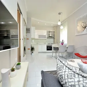 https://apartment-populare.hotelinzadar.com